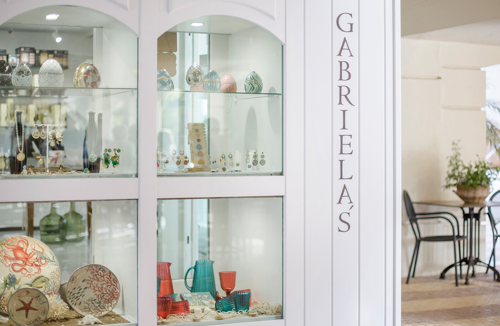 spaces-web-gabrielas-home-decor-la-manga-club-www.gabrielashomedecor.com